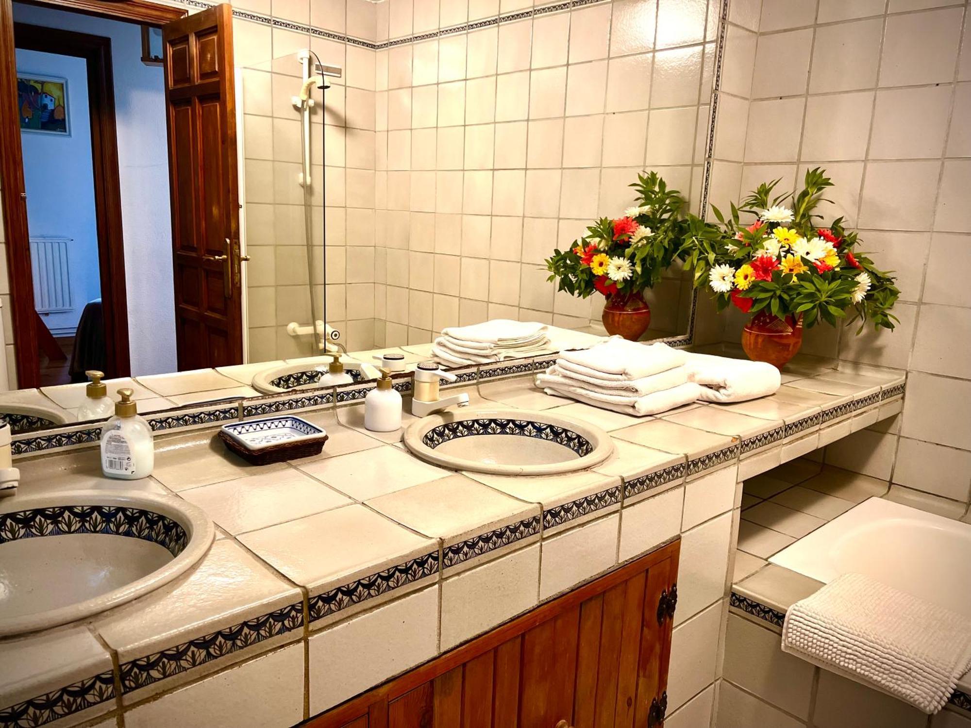 הוילה Casas 1ª Linea Ria De ויגו חדר תמונה